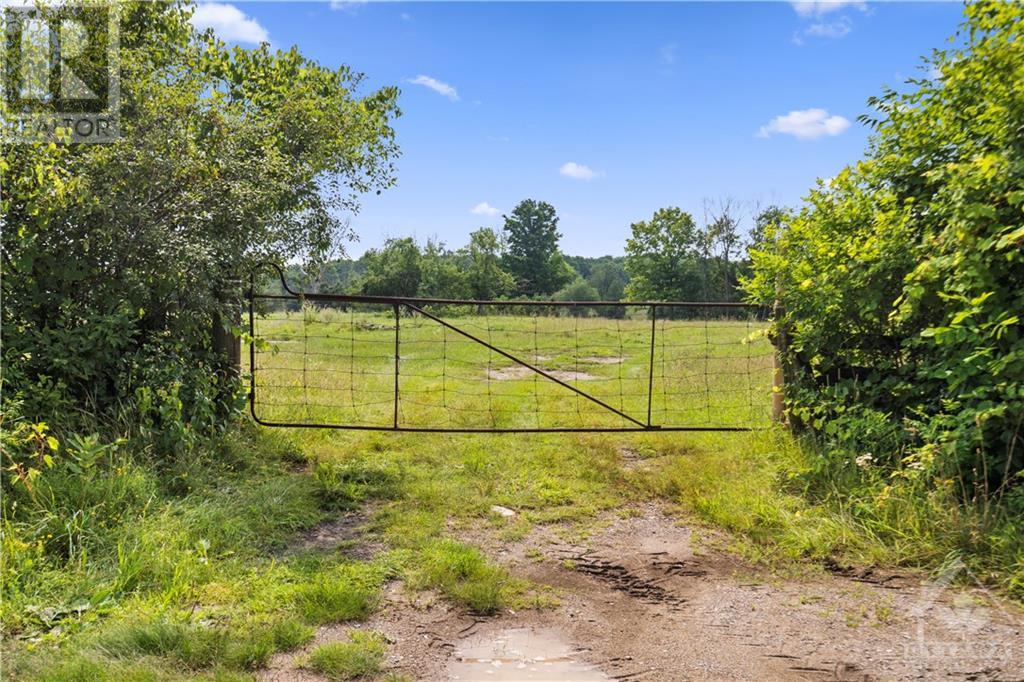 00 Drummond Road, Mississippi Mills, Ontario  K0A 1A0 - Photo 8 - X9462121