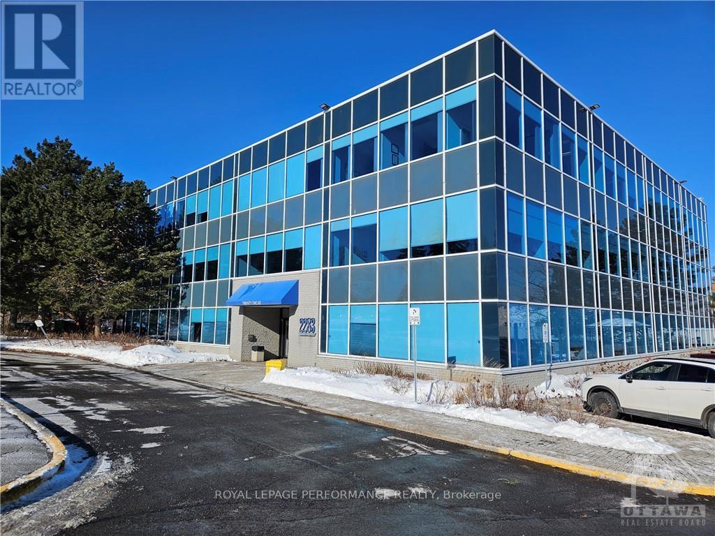 305 - 2283 St Laurent Boulevard, Ottawa, Ontario  K1G 5A2 - Photo 1 - X9515022