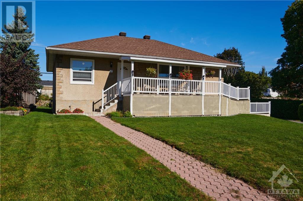 23 David Drive, Ottawa, Ontario  K2G 2M8 - Photo 1 - X9521381