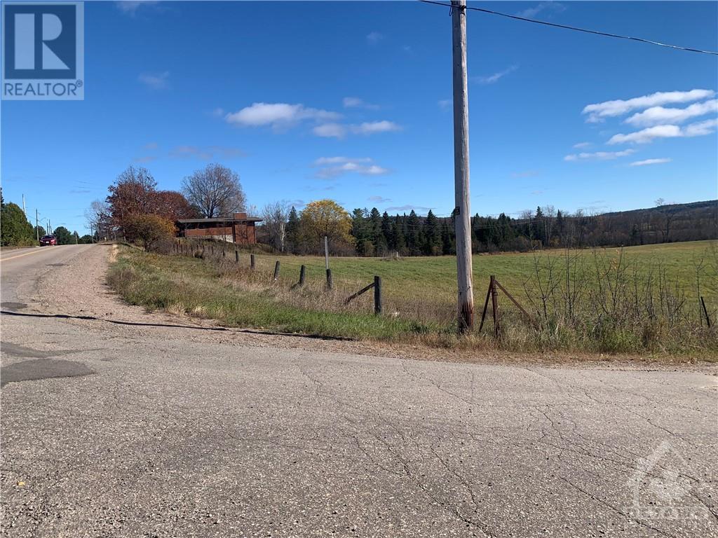 6 Siberia Road, Madawaska Valley, Ontario  K0J 1B0 - Photo 1 - X9524209
