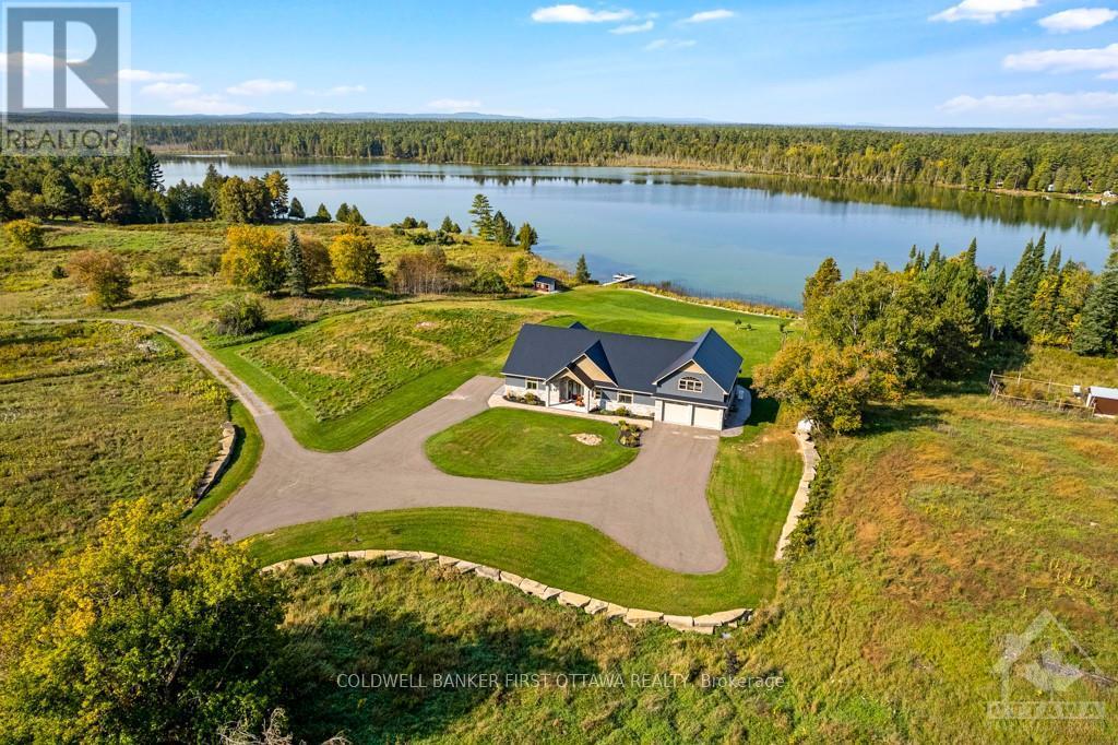 639 Loney Lake Road, Lanark Highlands, Ontario  K0A 3L0 - Photo 1 - X10411241