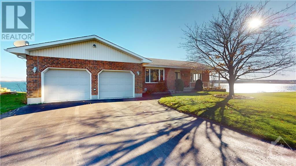 2253 Park Street E, Edwardsburgh/cardinal, Ontario  K0E 1E0 - Photo 1 - X10424742
