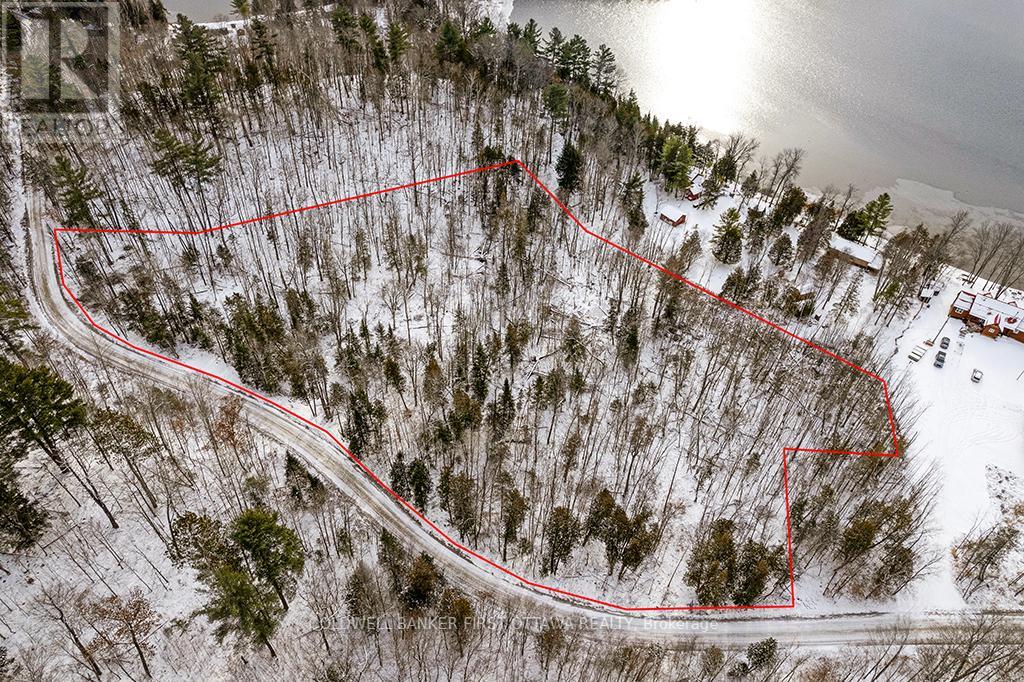 621 North Shore Rd Road, Lanark Highlands, Ontario  K0G 1M0 - Photo 1 - X11893977