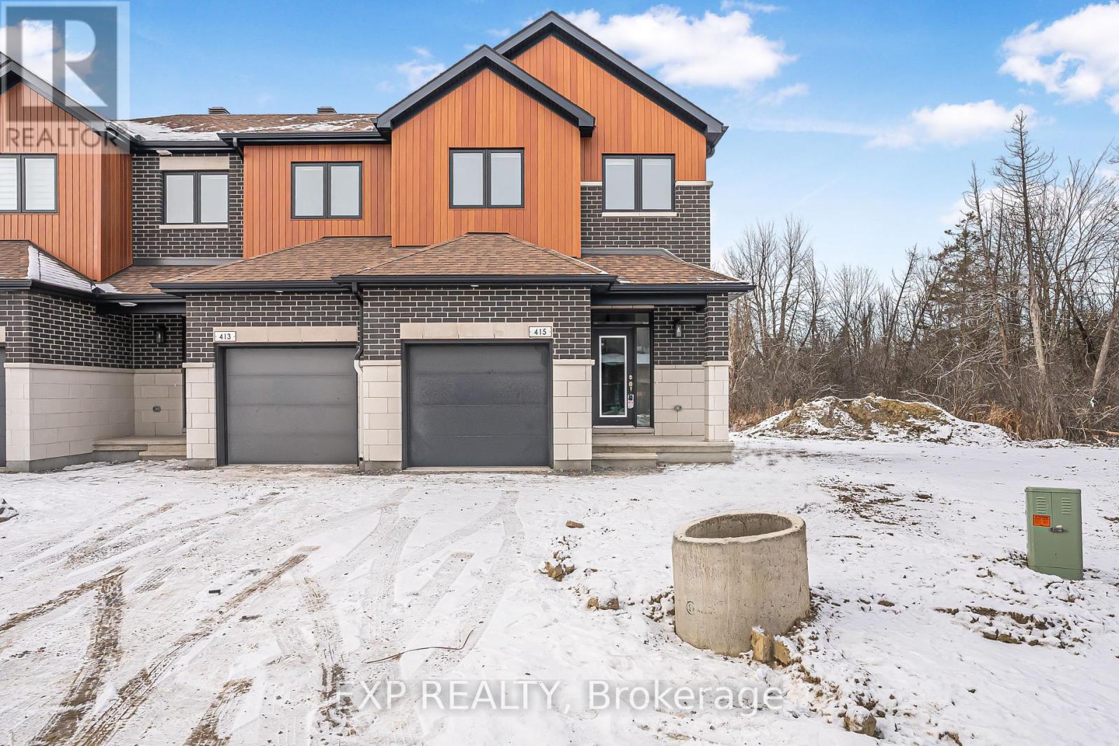 415 Clubtail Private, Ottawa, Ontario  K1X 0M9 - Photo 1 - X11924331