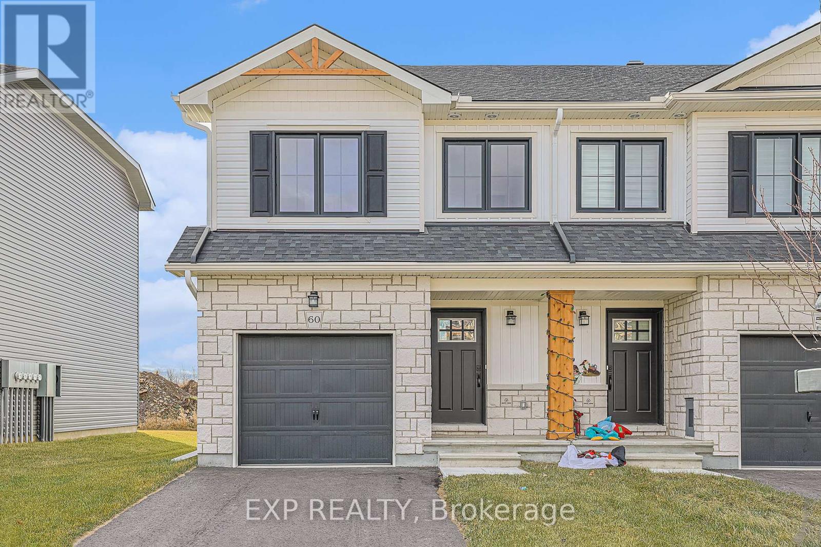 60 Staples Boulevard, Smith Falls, Ontario  K7A 0C1 - Photo 1 - X11927190