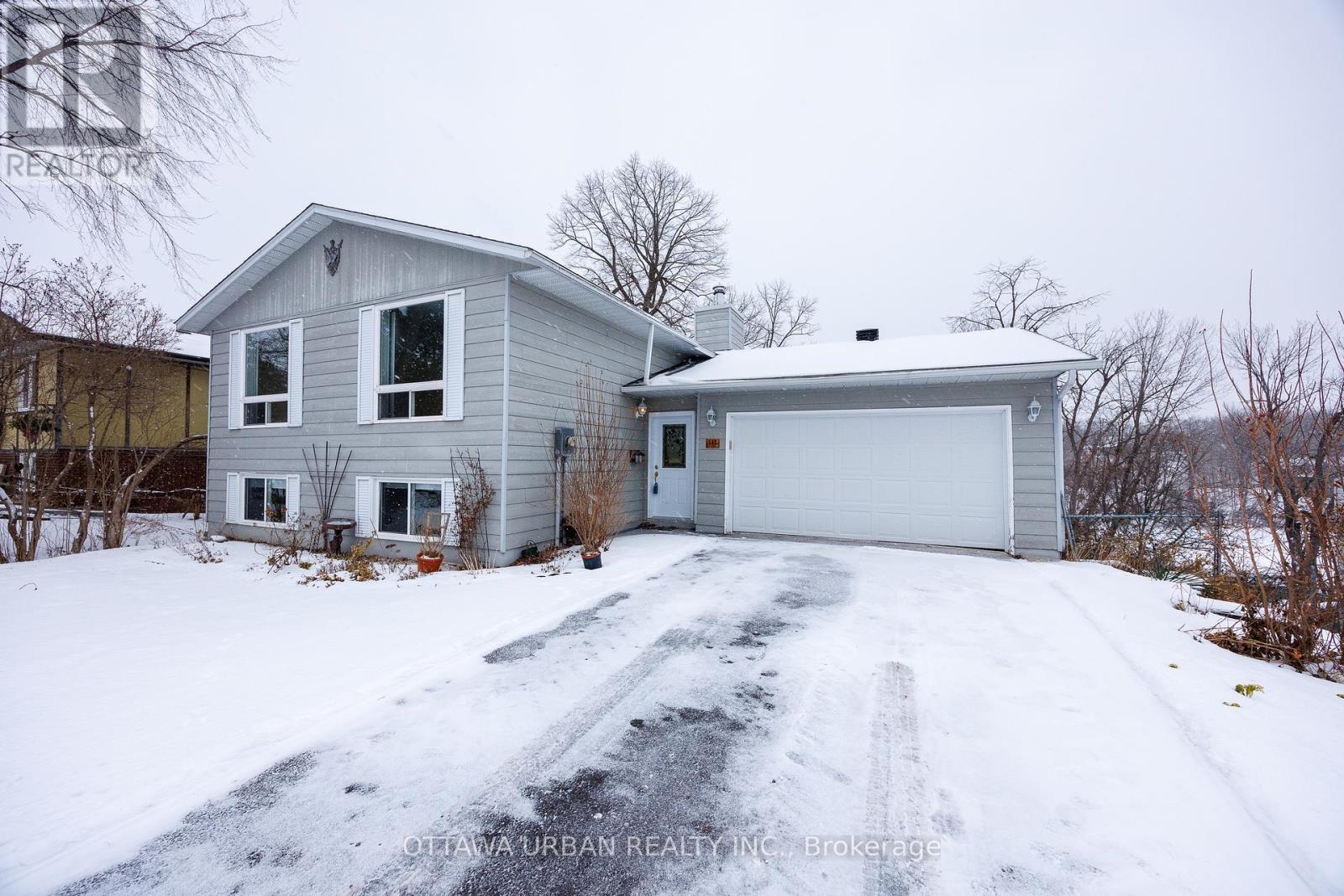 111 Glass Street, Mississippi Mills, Ontario  K0A 1A0 - Photo 1 - X11936700