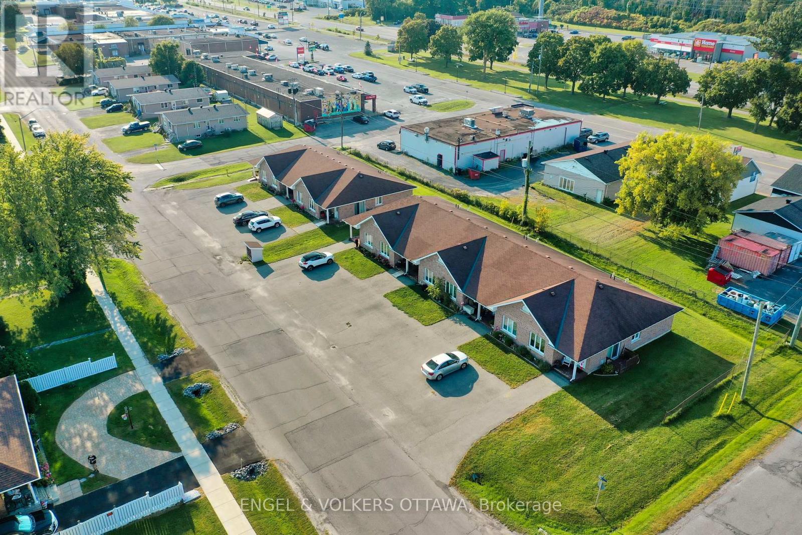 46&50 Fifth Street E, South Dundas, Ontario  K0C 1X0 - Photo 1 - X11937637