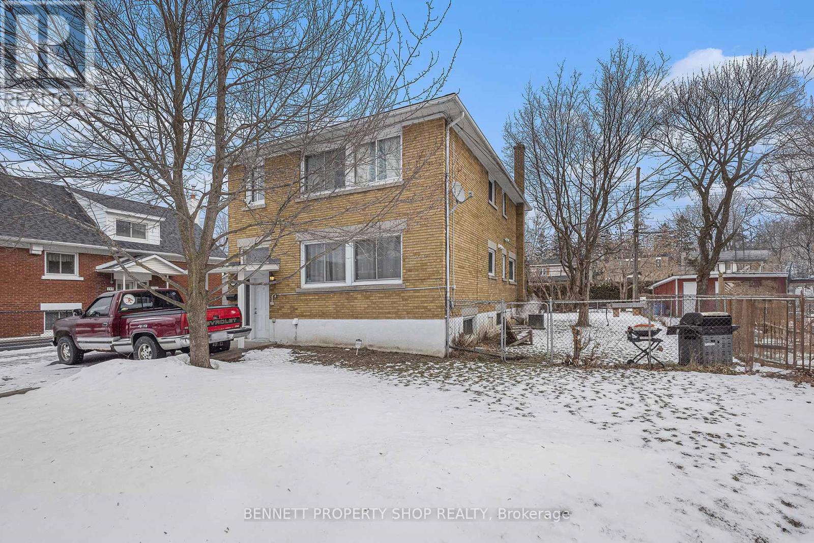 713 Morgan Street, Ottawa, Ontario  K1K 3M3 - Photo 1 - X11976602
