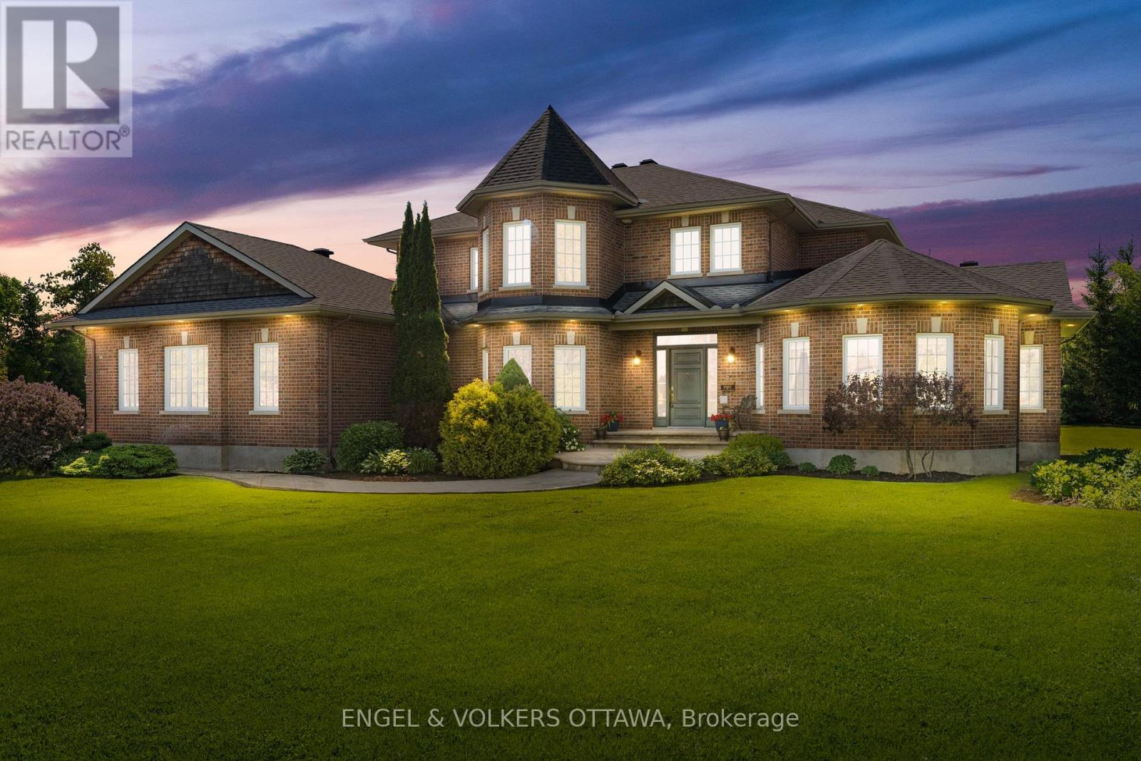 1222 Century Road E, Ottawa, Ontario  K4M 0A3 - Photo 1 - X11992070