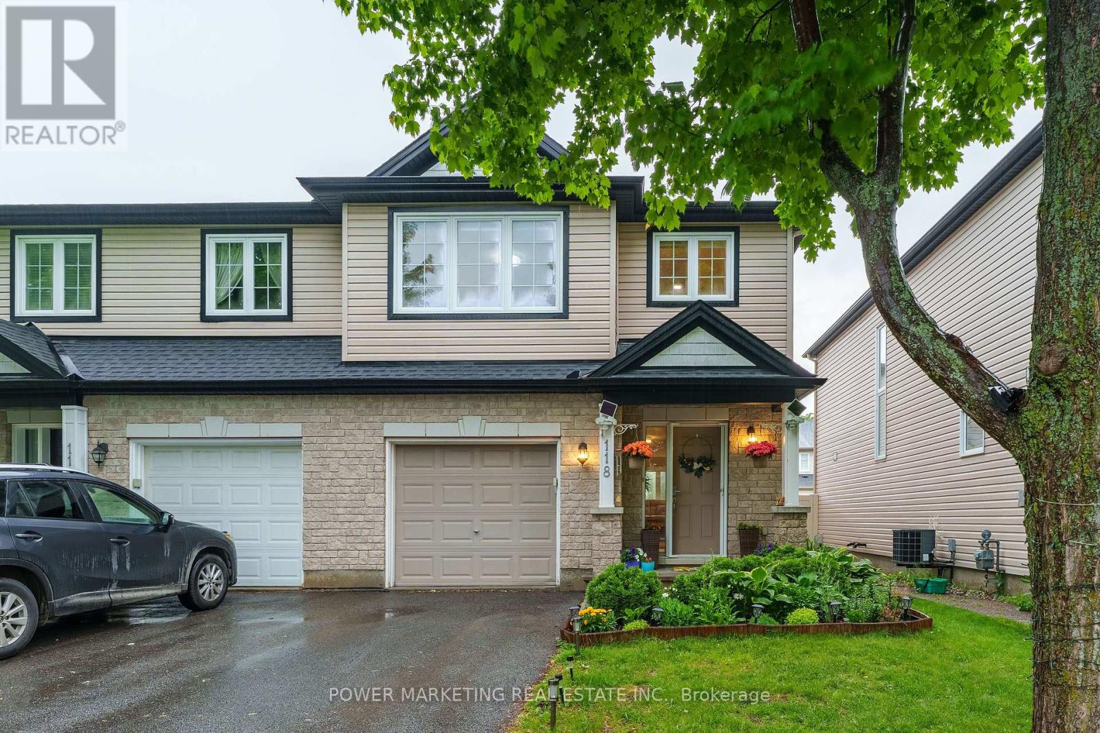 118 Furness Way, Ottawa, Ontario  K2G 7E4 - Photo 1 - X12244578