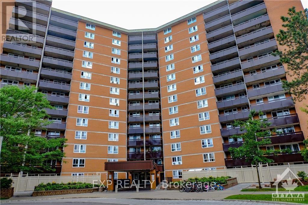 810 - 2020 JASMINE CRESCENT, ottawa, Ontario