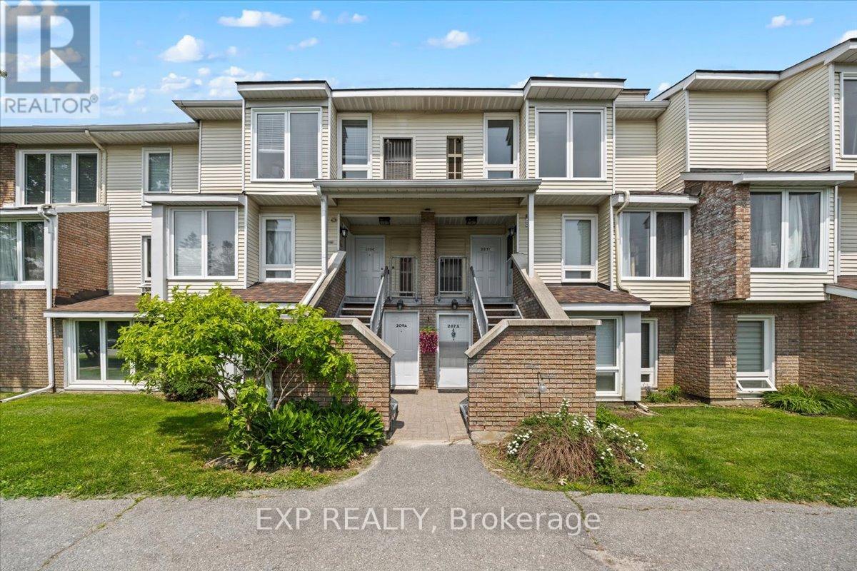 B - 207 Woodfield Drive, Ottawa, Ontario  K2G 4P2 - Photo 1 - X12255420