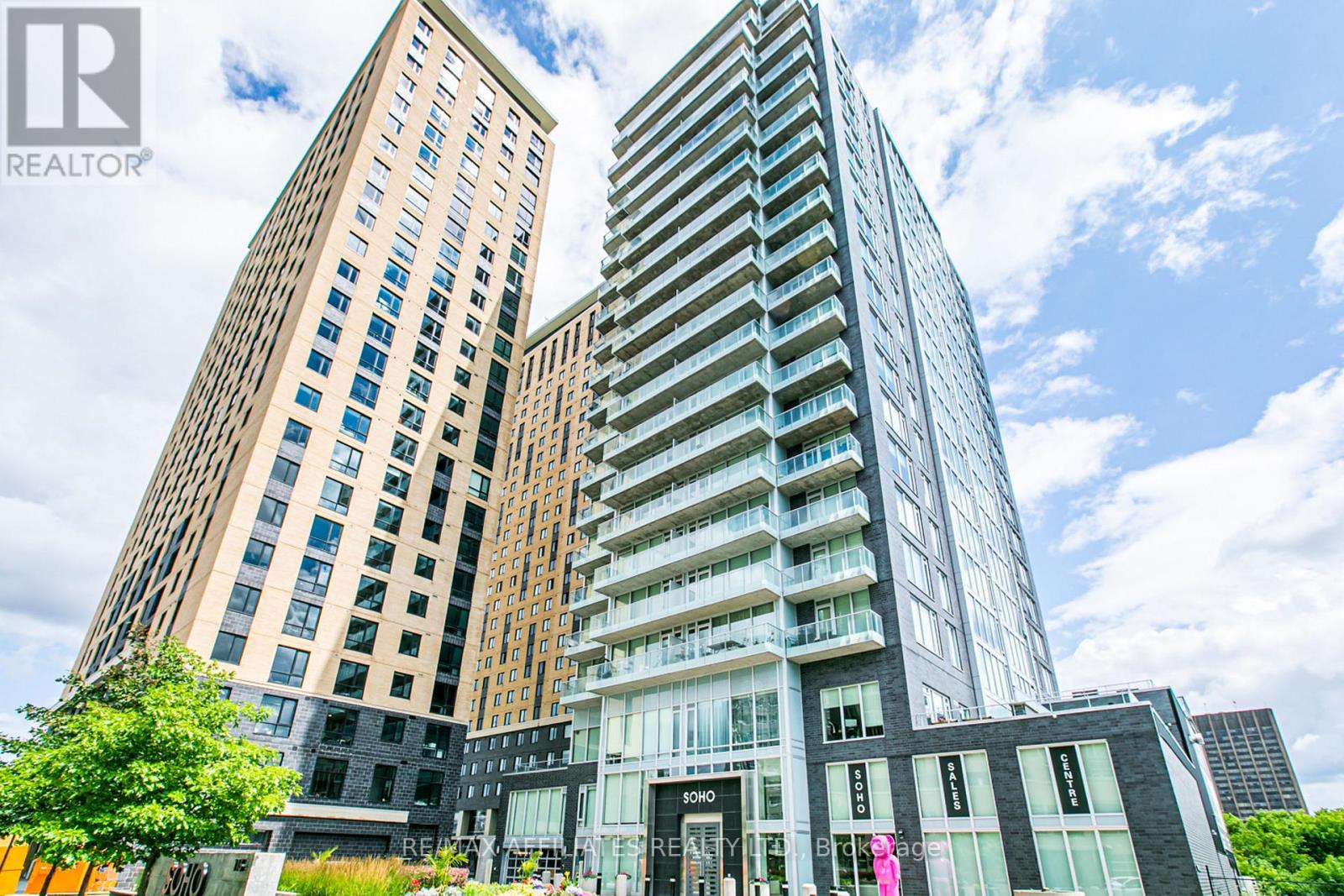 1807 - 111 Champagne Avenue S, Ottawa, Ontario  K1S 5V3 - Photo 1 - X12256602