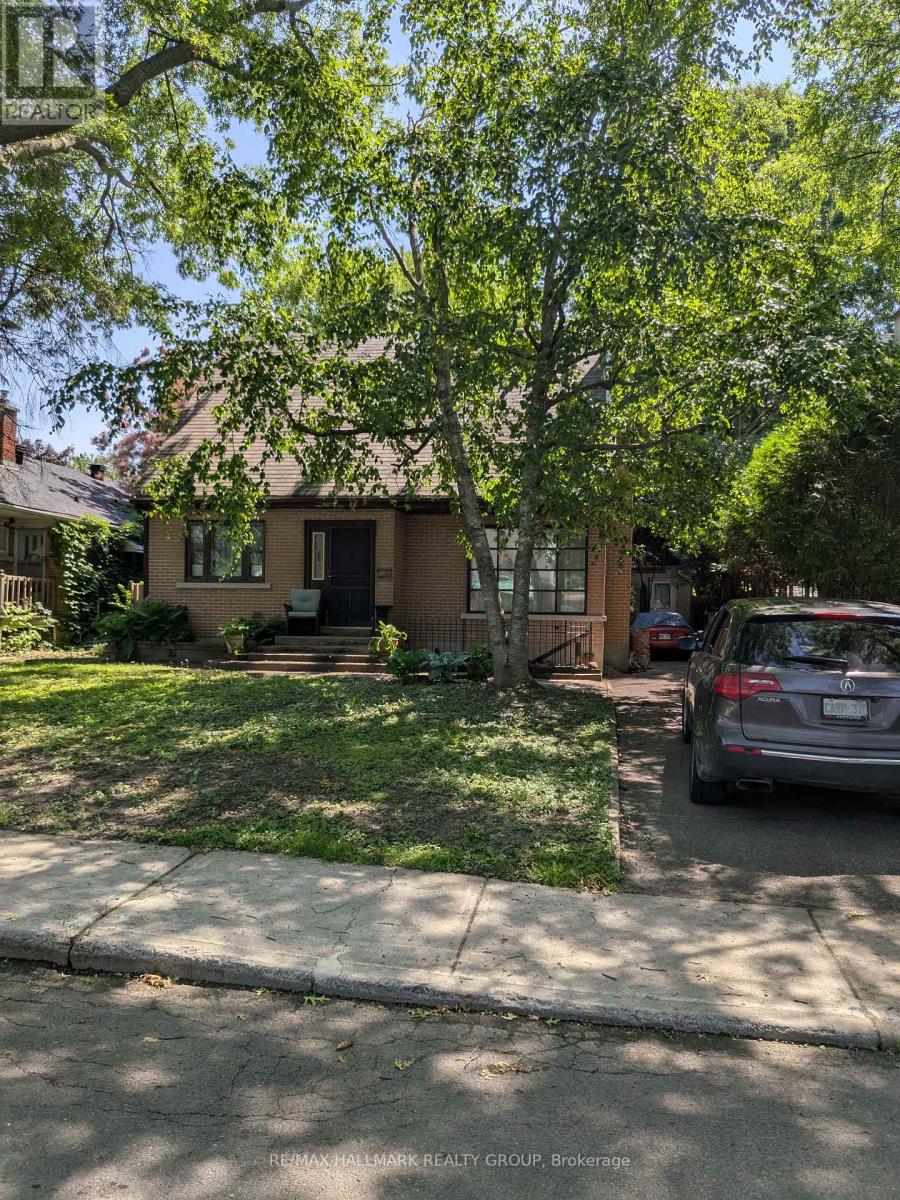 1 - 1593 Abbey Road, Ottawa, Ontario  K1G 0H4 - Photo 1 - X12257004