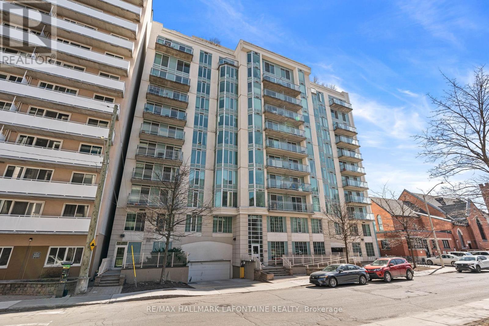 1010 - 138 Somerset Street W, Ottawa, Ontario  K2P 0A3 - Photo 1 - X12257938