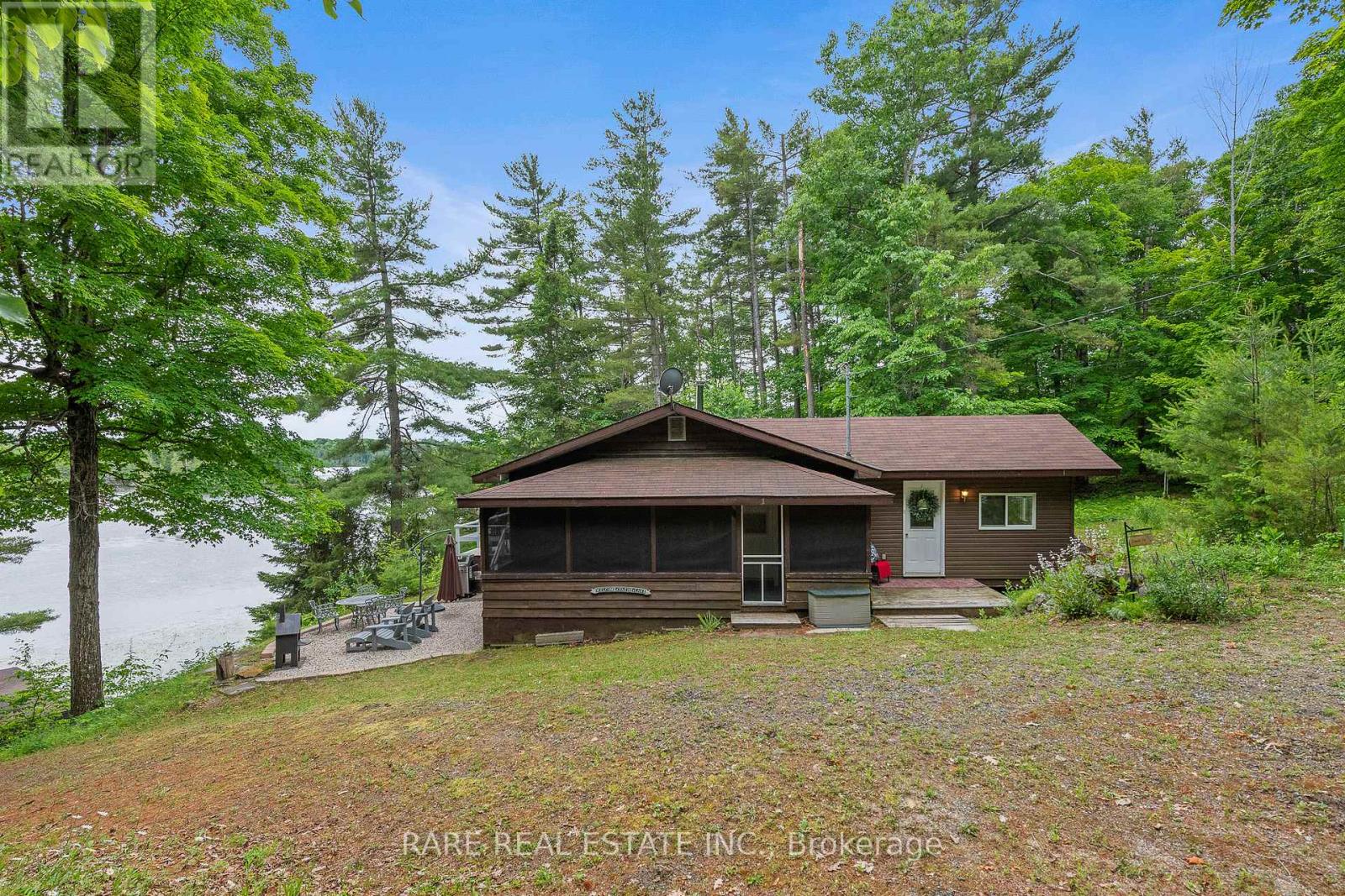447 Hardwood Ridge Road, Lanark Highlands, Ontario  K0G 1K0 - Photo 1 - X12263214