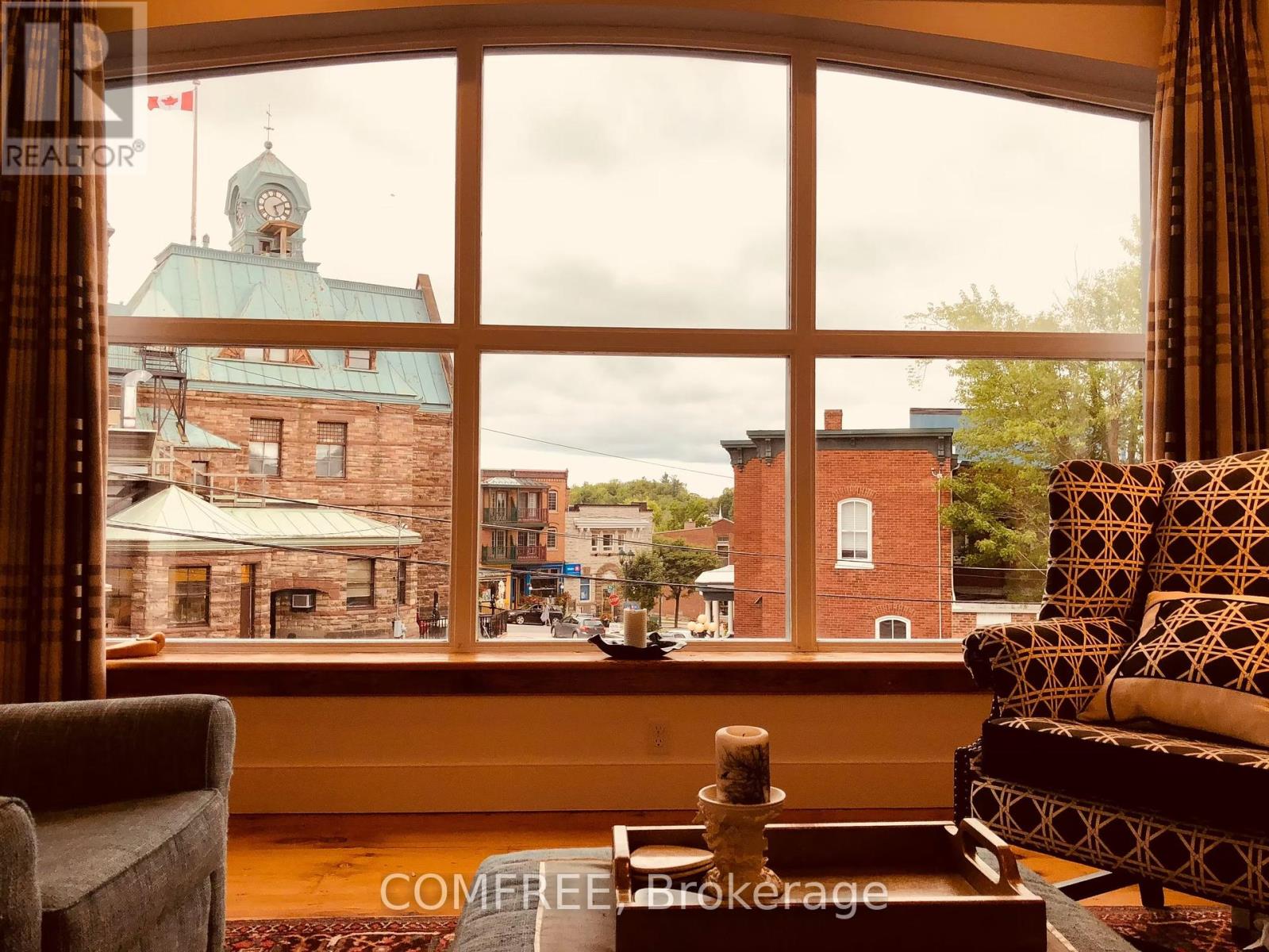 200 - 83 LITTLE BRIDGE STREET, mississippi mills, Ontario