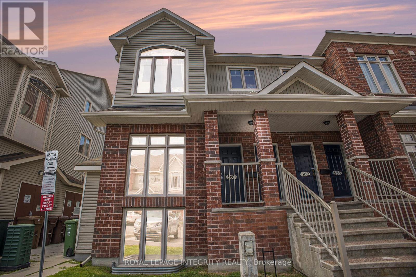 562 Reardon, Ottawa, Ontario  K1V 2L1 - Photo 1 - X12268353
