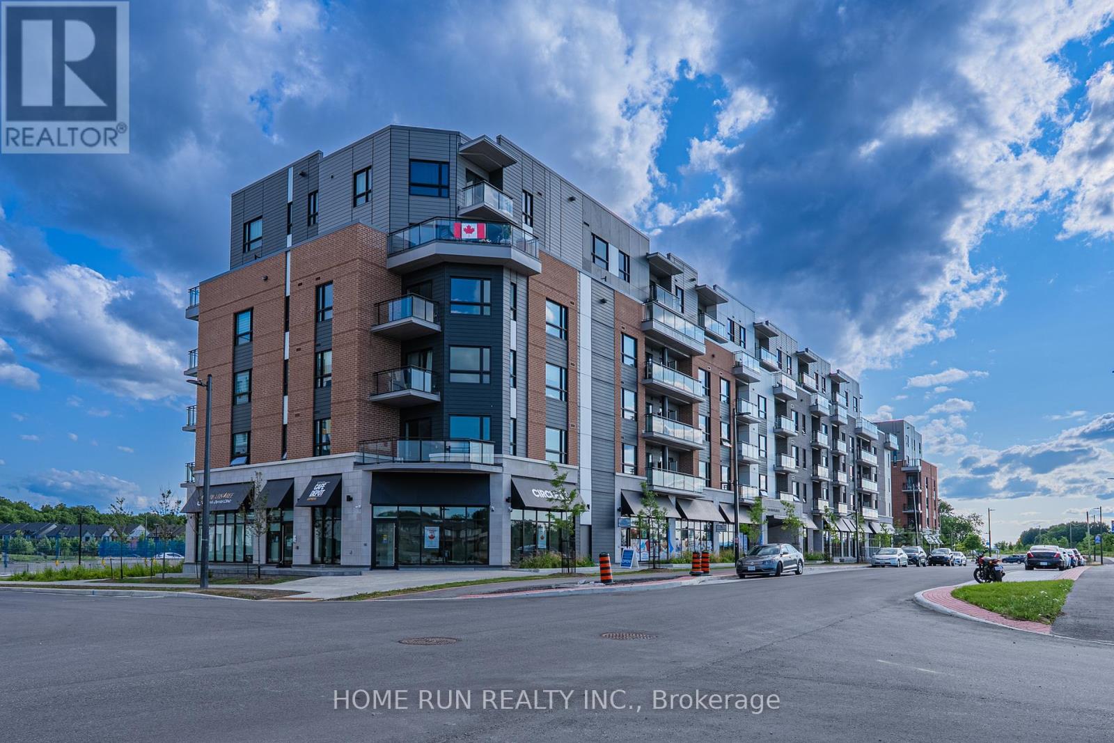 Unit #513 - 1350 Hemlock Street, Ottawa, Ontario  K1K 5C2 - Photo 1 - X12268624