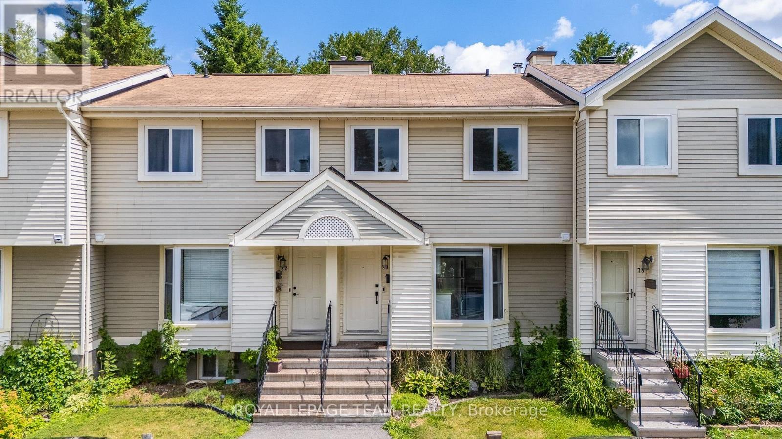 20 - 80 Mcdermot Court, Ottawa, Ontario  K2L 3V1 - Photo 1 - X12278500