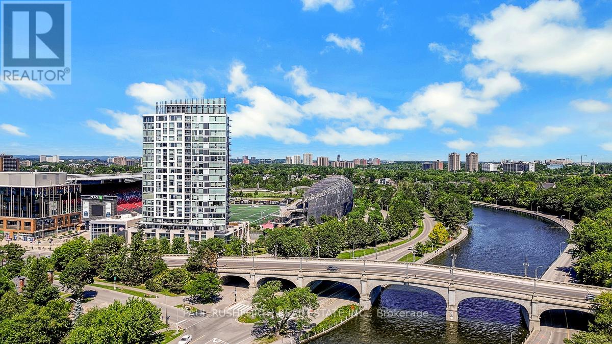 1602 - 1035 Bank Street, Ottawa, Ontario  K1S 3W9 - Photo 1 - X12279521