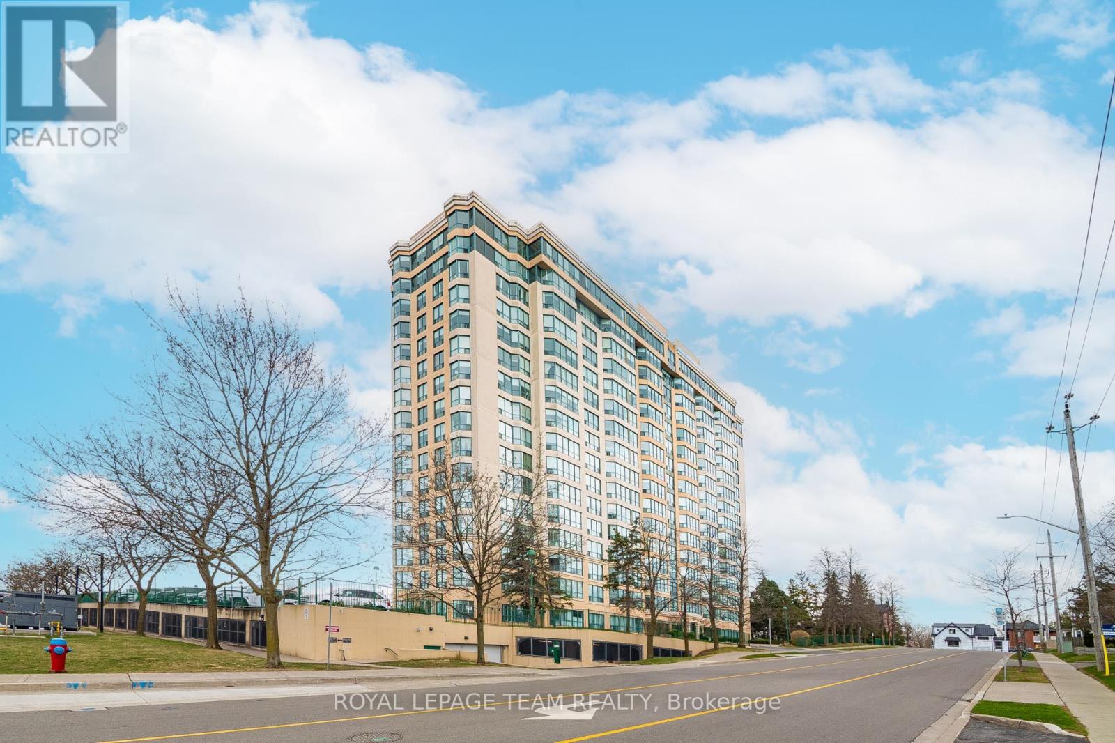 208 - 100 Millside Drive, Milton (Om Old Milton), Ontario  L9T 5E2 - Photo 1 - W12280298