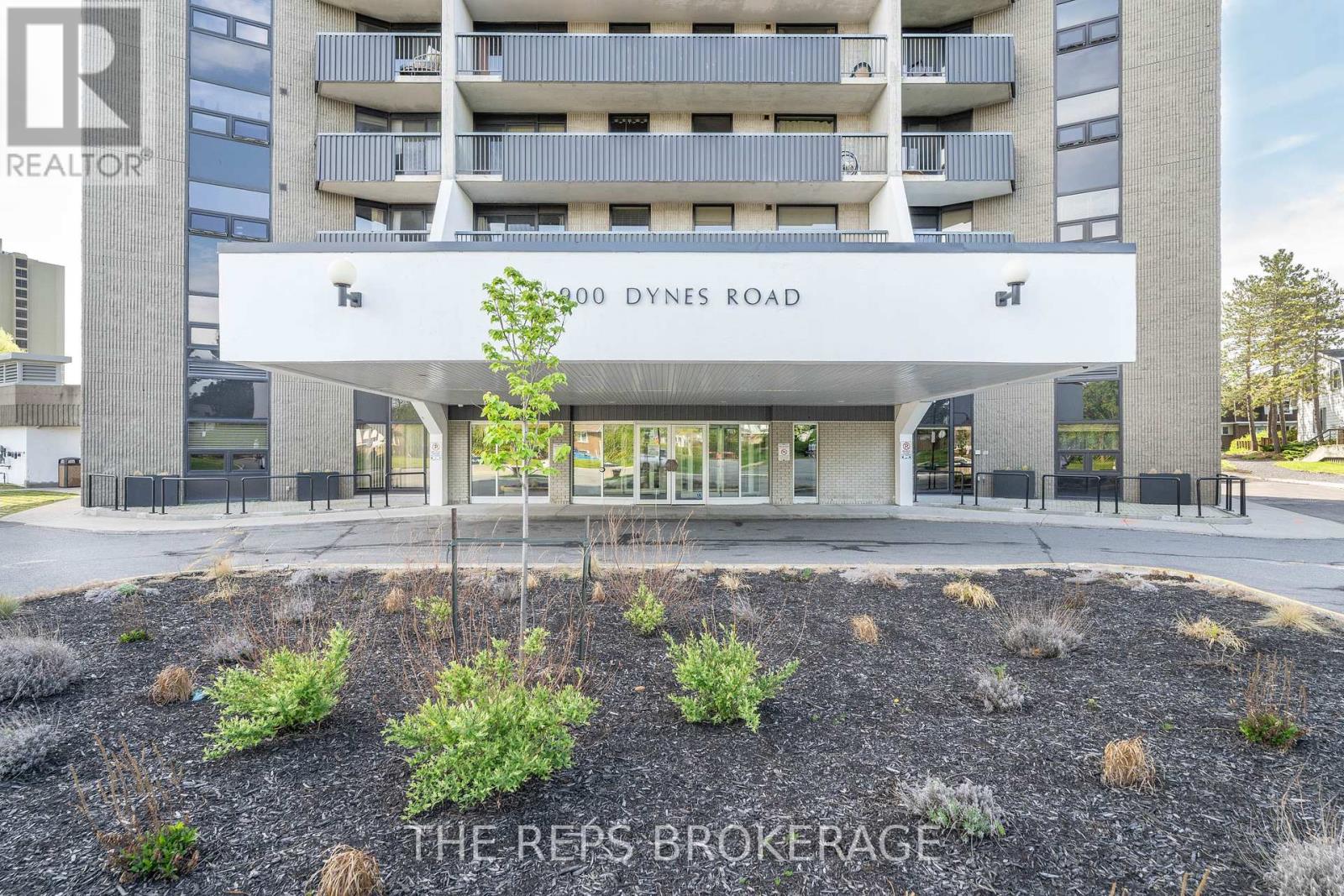 2001 - 900 Dynes Road, Ottawa, Ontario  K2C 3L6 - Photo 1 - X12342084