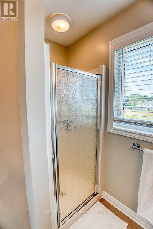 292 Forestbrook Street, Ottawa, Ontario  K2K 0B9 - Photo 21 - X12378562