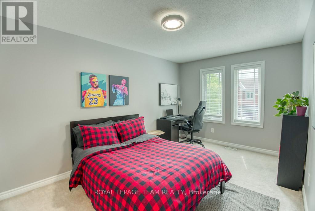 292 Forestbrook Street, Ottawa, Ontario  K2K 0B9 - Photo 22 - X12378562
