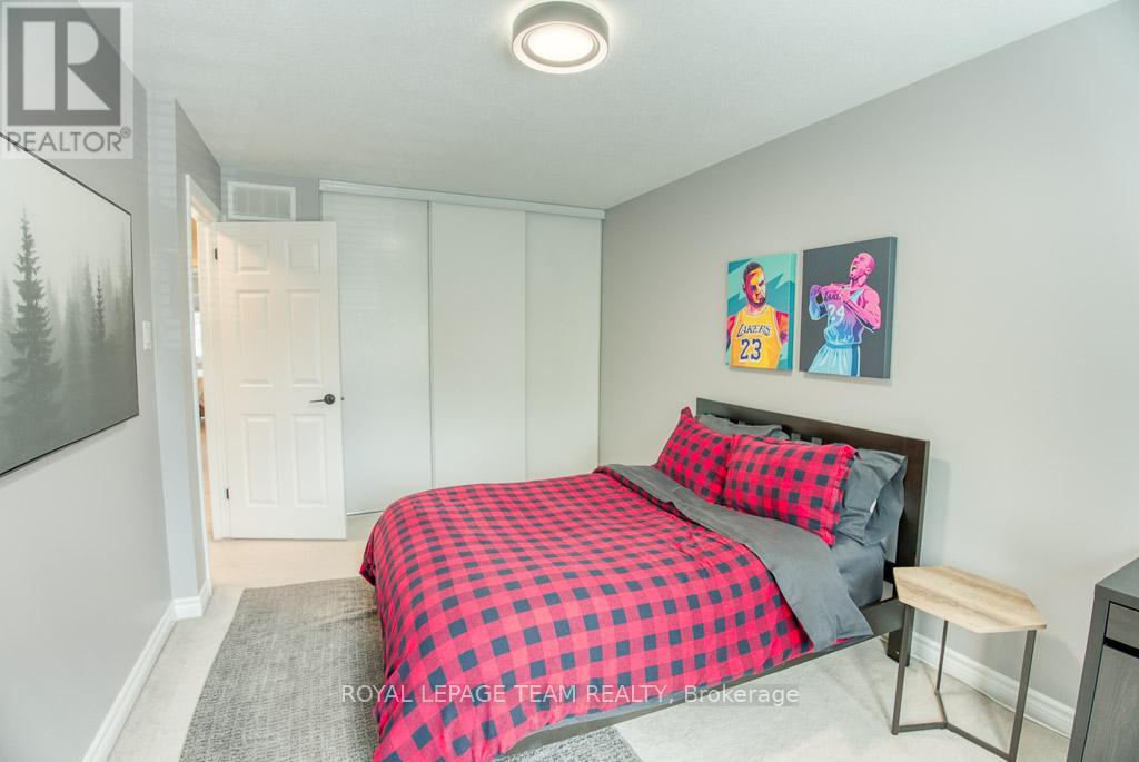 292 Forestbrook Street, Ottawa, Ontario  K2K 0B9 - Photo 23 - X12378562