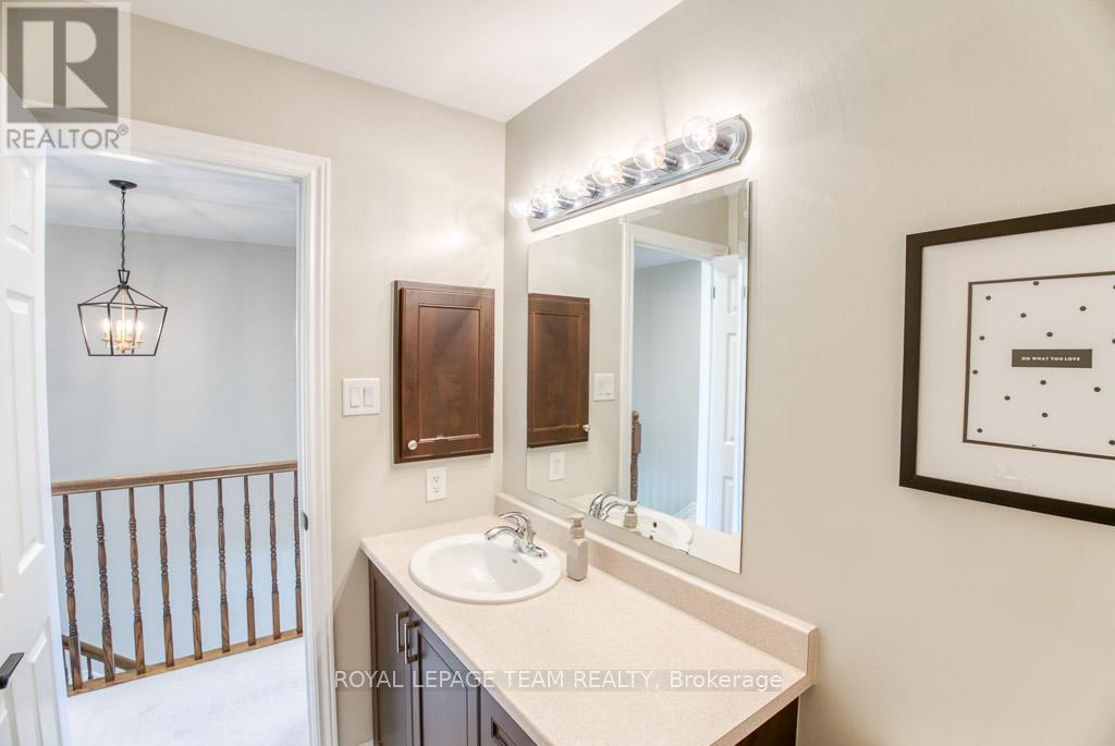 292 Forestbrook Street, Ottawa, Ontario  K2K 0B9 - Photo 25 - X12378562