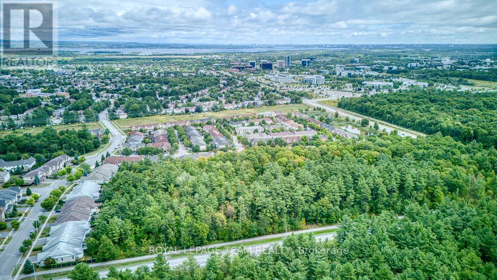 292 Forestbrook Street, Ottawa, Ontario  K2K 0B9 - Photo 43 - X12378562