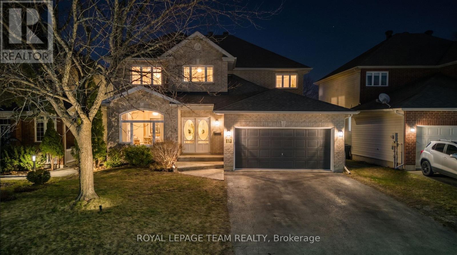 13 SHANNONDOE CRESCENT W, ottawa, Ontario