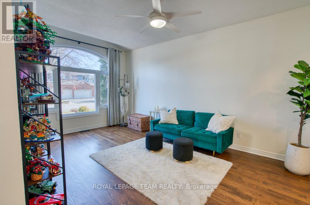 13 Shannondoe Crescent W, Ottawa, Ontario  K2M 2H1 - Photo 5 - X13034904