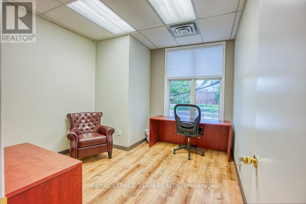 84 Centrepointe Drive, Ottawa, Ontario  K2G 6B1 - Photo 11 - X13488838