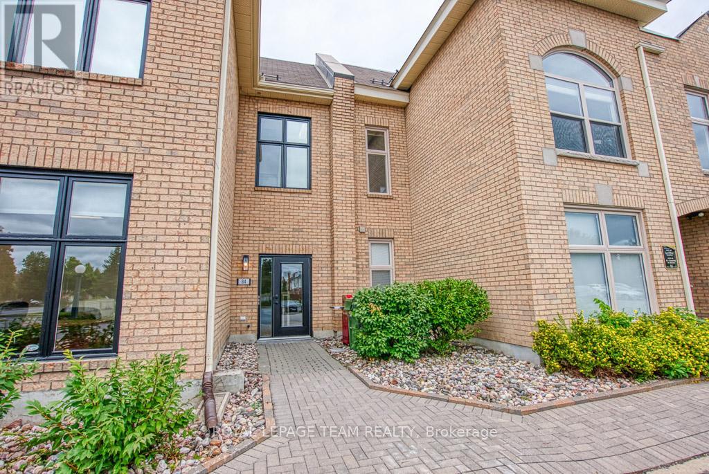 84 Centrepointe Drive, Ottawa, Ontario  K2G 6B1 - Photo 2 - X13488838