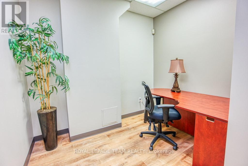 84 Centrepointe Drive, Ottawa, Ontario  K2G 6B1 - Photo 9 - X13488838