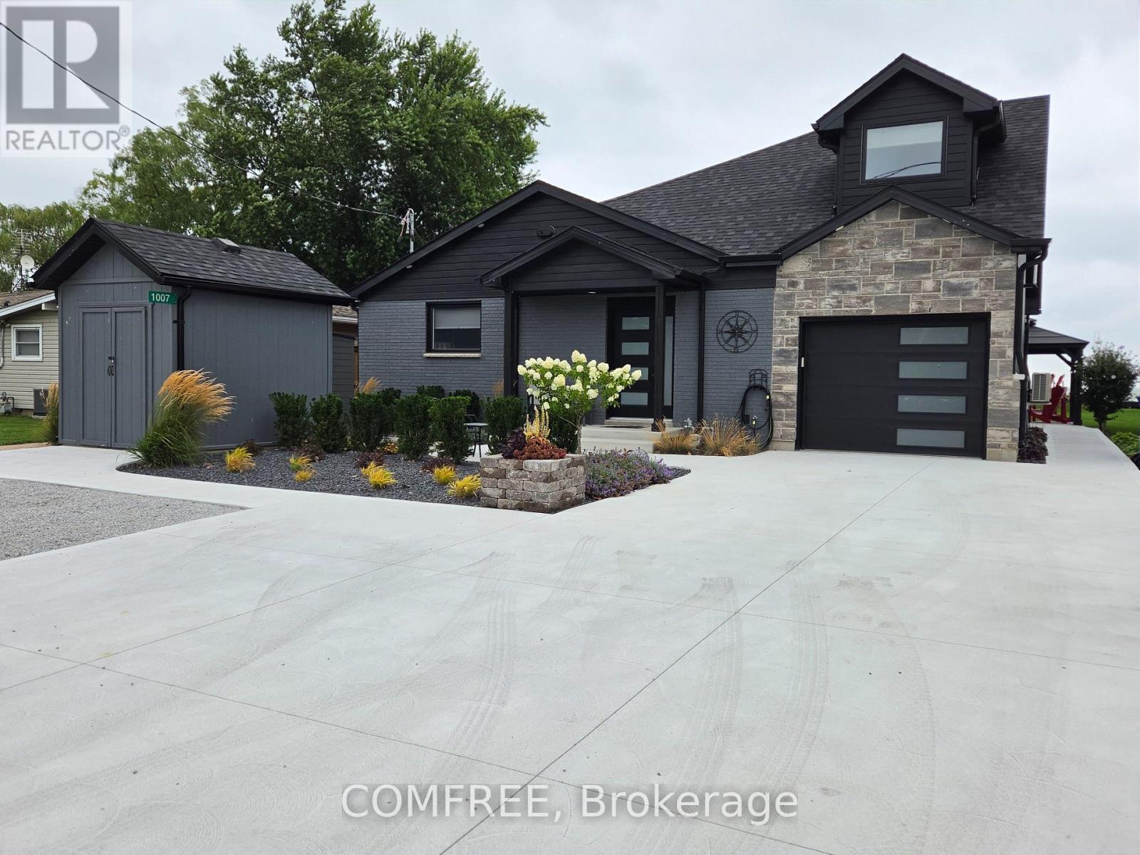 1007 Lakeshore Park, Lakeshore, Ontario  N8L 0G3 - Photo 1 - X13675868