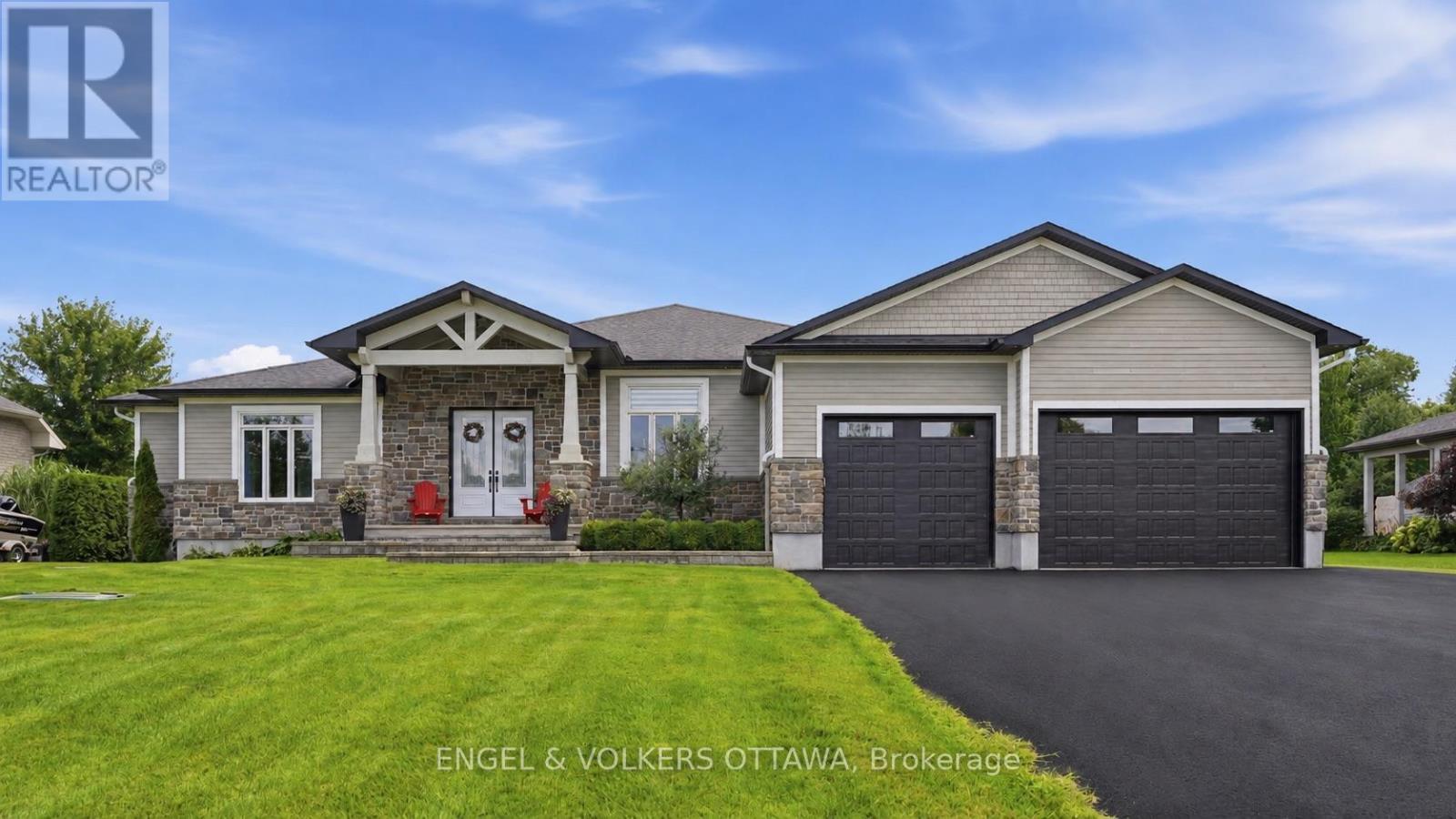 1914 Cedarlakes Way, Ottawa, Ontario  K4P 0E4 - Photo 1 - X13679298