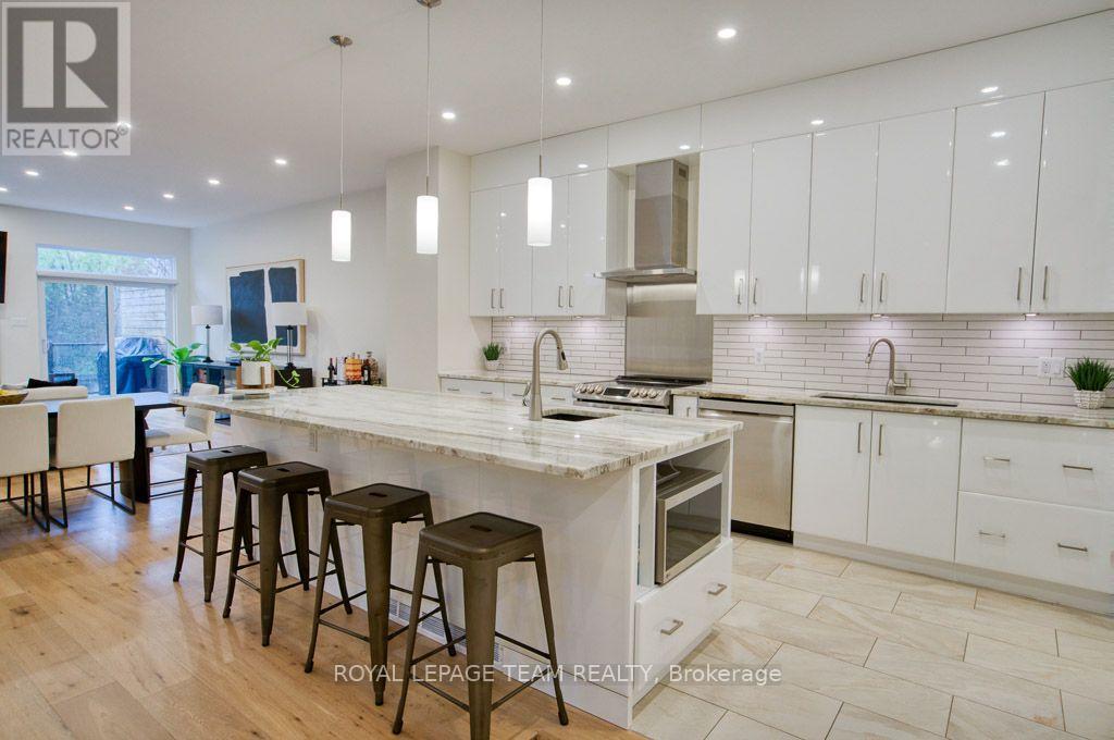 49 Aylen Avenue, Ottawa, Ontario  K2A 3P7 - Photo 8 - X13827340